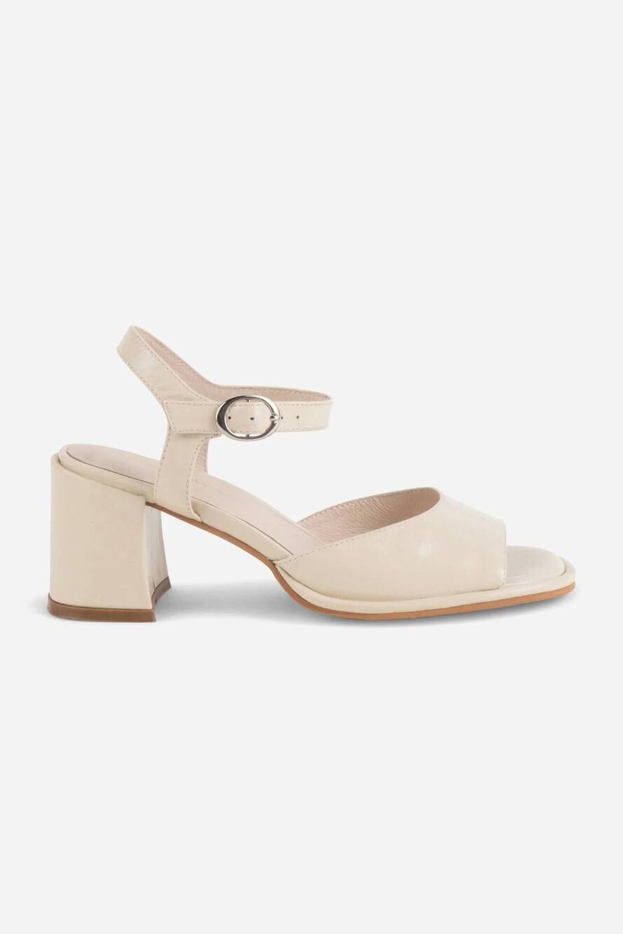 NEW INTENTIONALLY BLANK women's astro heeled sandals in cream